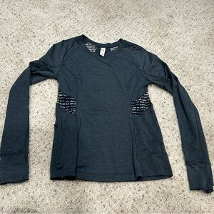 Lolë Gray Mesh Accent Athletic Long Sleeve size S